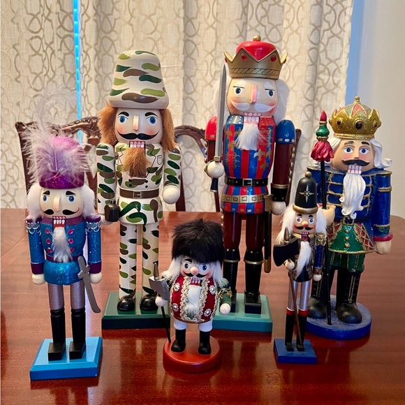 Nutcracker Train Conductor & Fireman Wood Vtg 80-90’s (see more Nutcrackers) - Picture 5 of 7